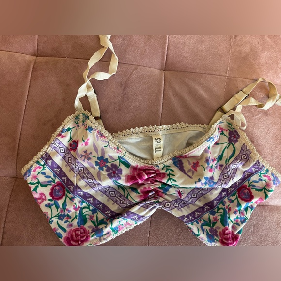 SPELL & The Gypsy Babushka Mary Kate Gown lavender oversized fit with bra - Picture 6 of 14